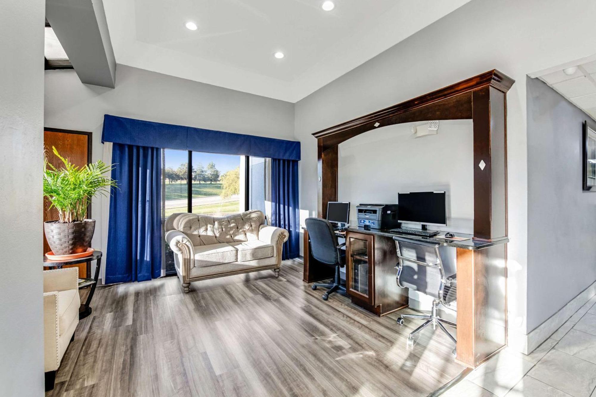 Quality Inn Merriam Kansas City Esterno foto